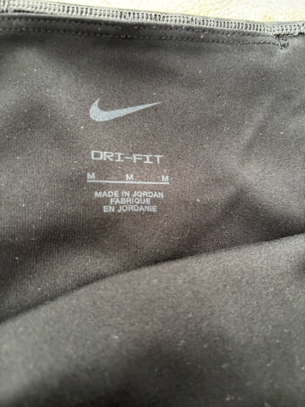 Nike Dri Fit Black & Charcoal Leopard Print Women’s Leggings Medium - Picture 4 of 7